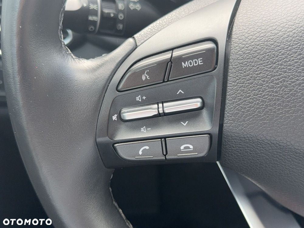Hyundai i30 - 23