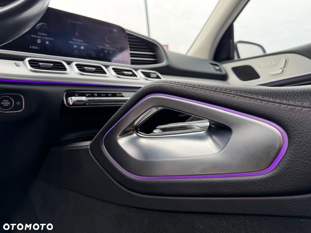 Mercedes-Benz GLE - 27