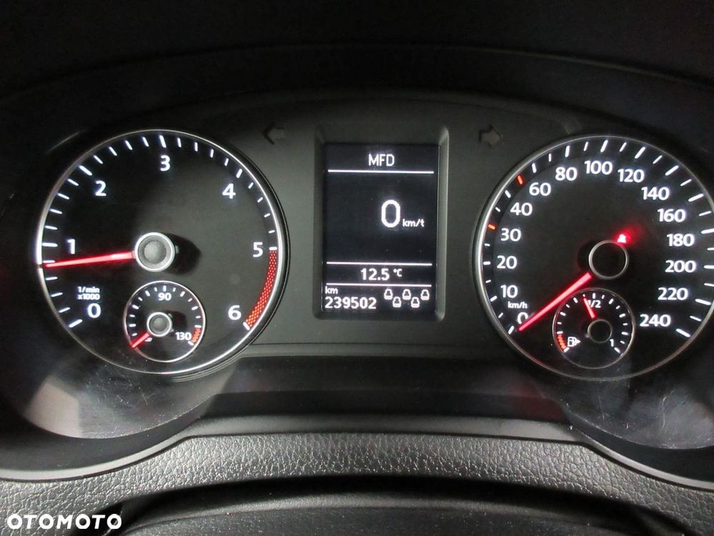 Volkswagen Sharan 2.0 TDI 4Motion BlueMotion Technology Comfortline - 14