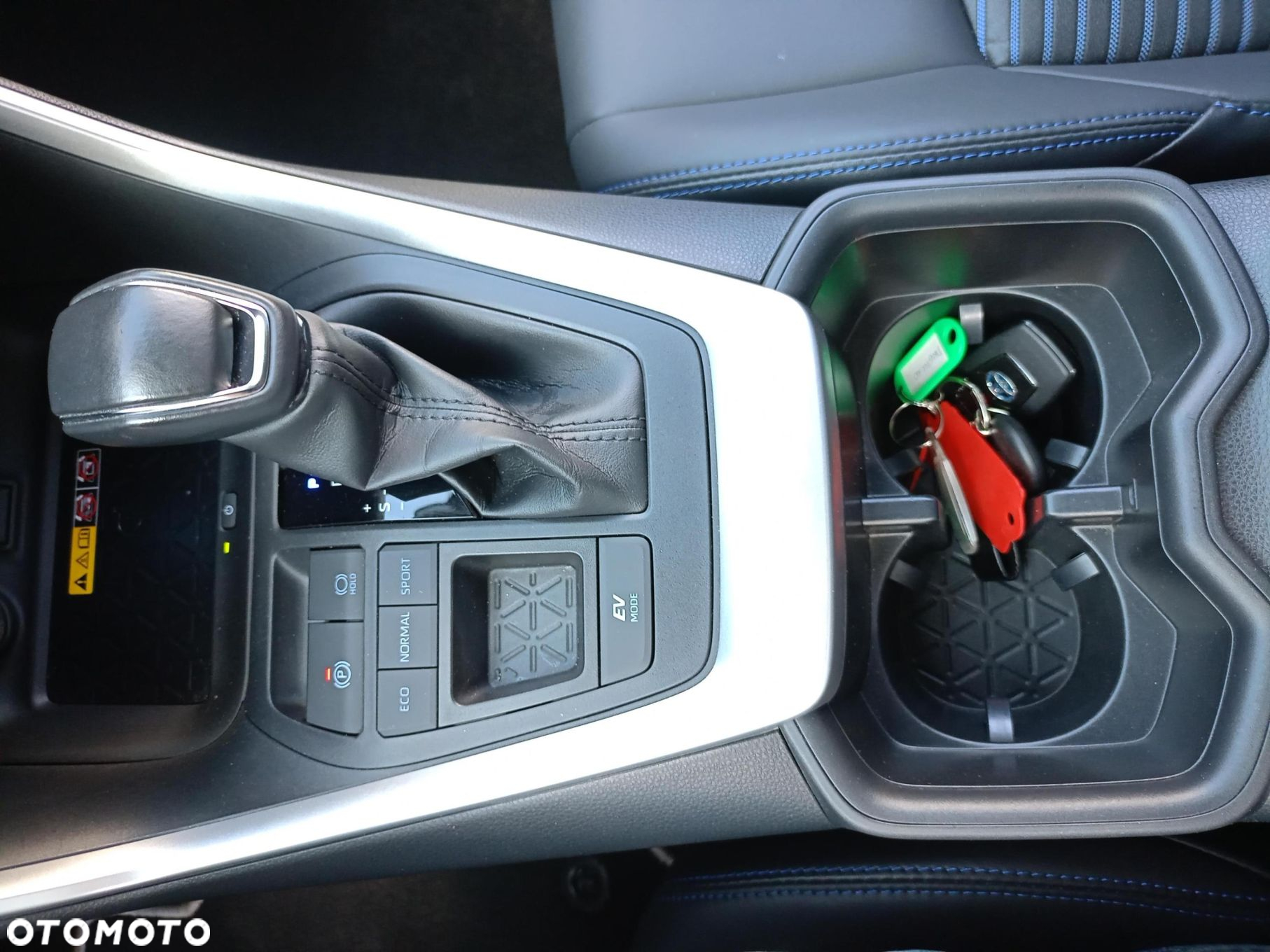 Toyota RAV4 - 21