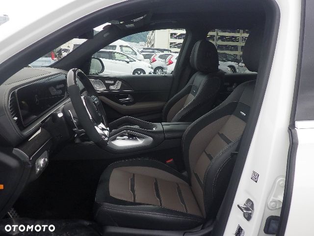 Mercedes-Benz GLS - 16