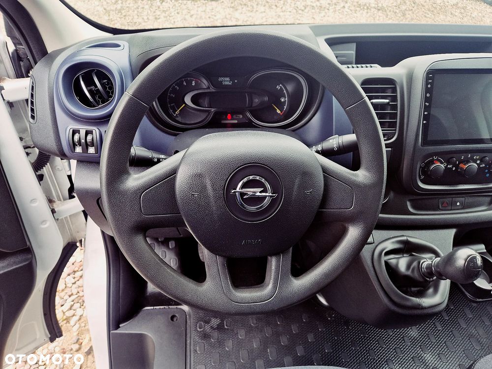 Opel Vivaro - 30