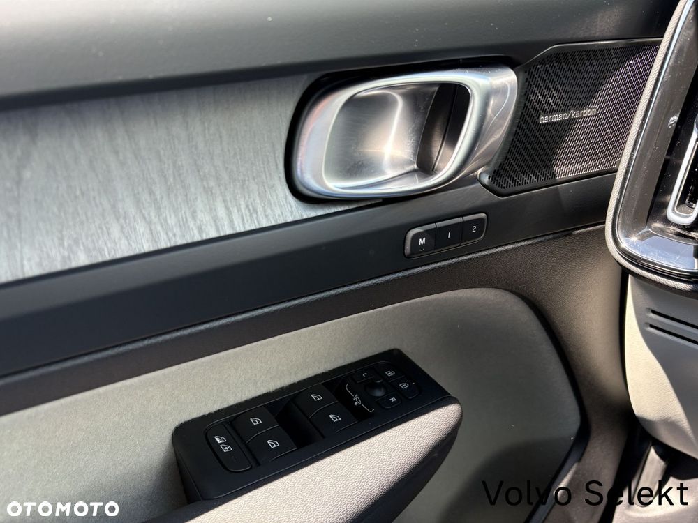 Volvo XC 40 - 19