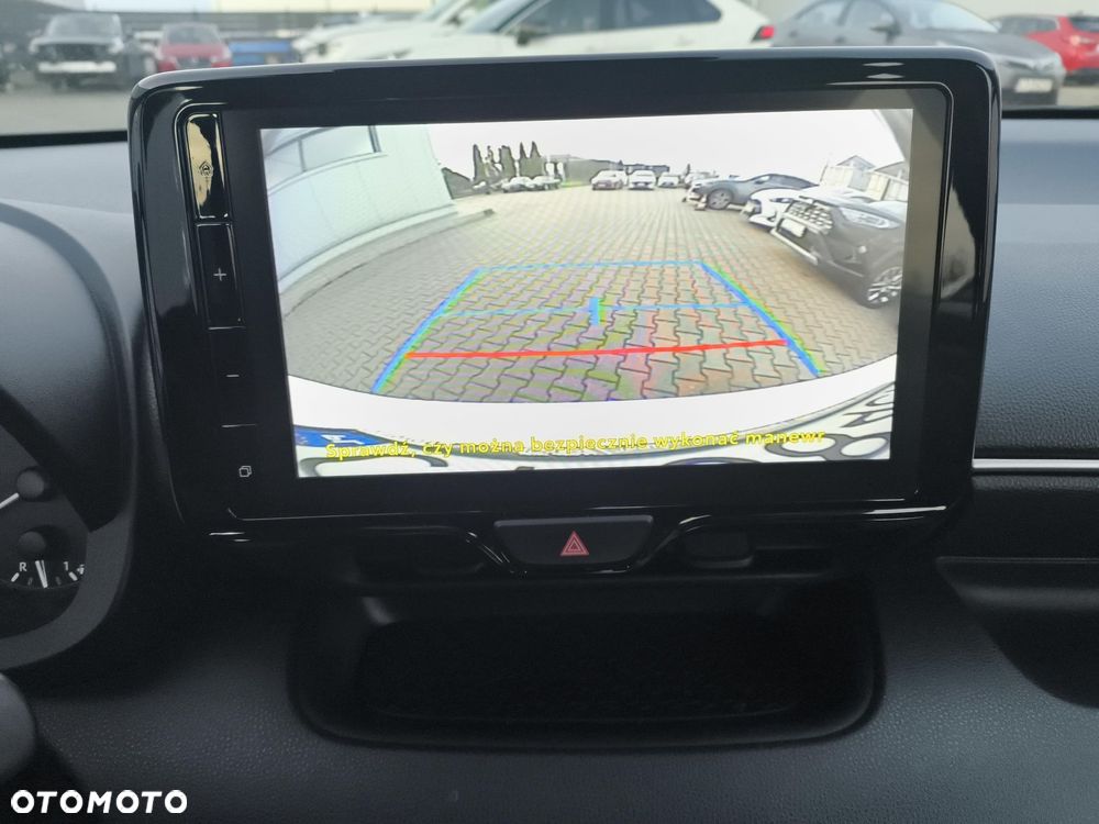 Toyota Yaris - 24