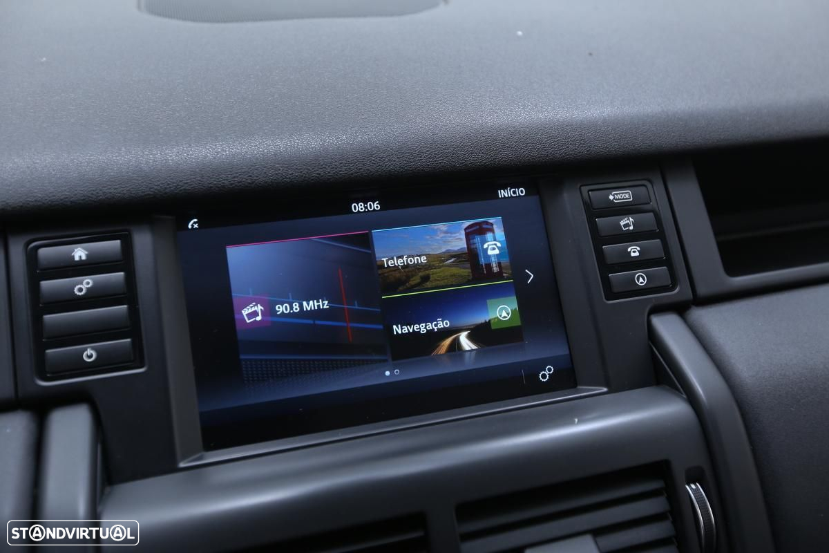 Land Rover Discovery Sport - 19