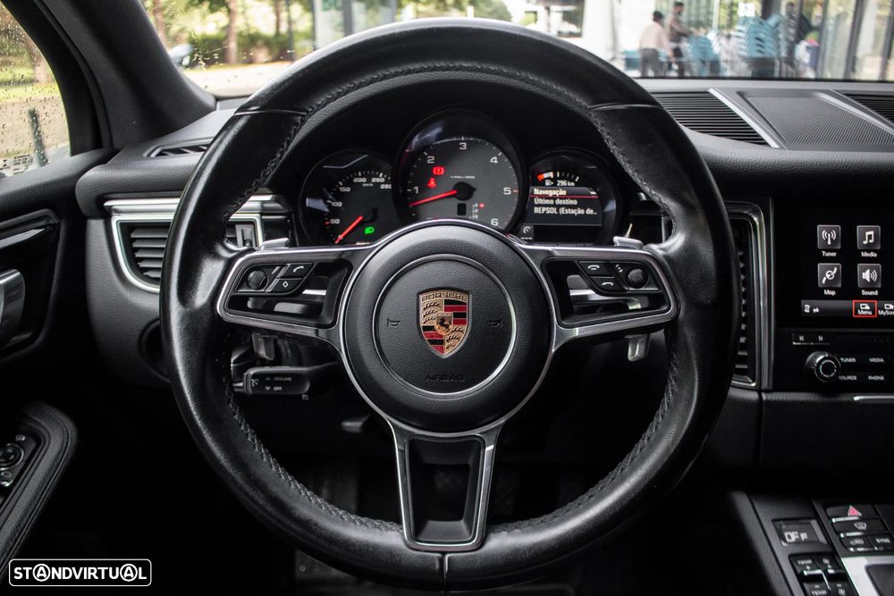 Porsche Macan S - 14