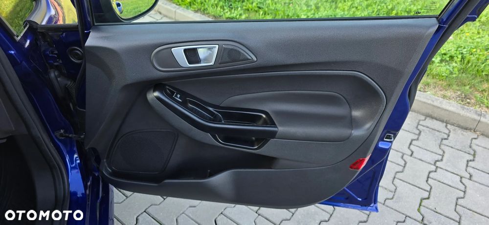 Ford Fiesta 1.0 EcoBoost S&S ST-LINE - 28