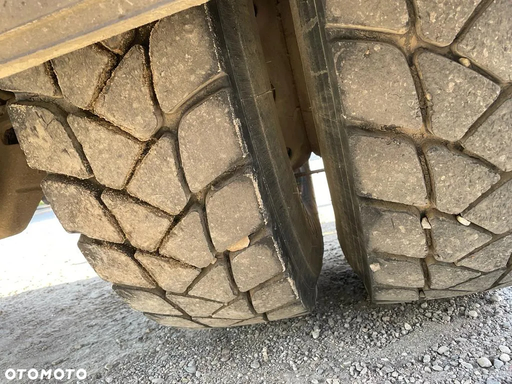 Renault Premium 340 - 6
