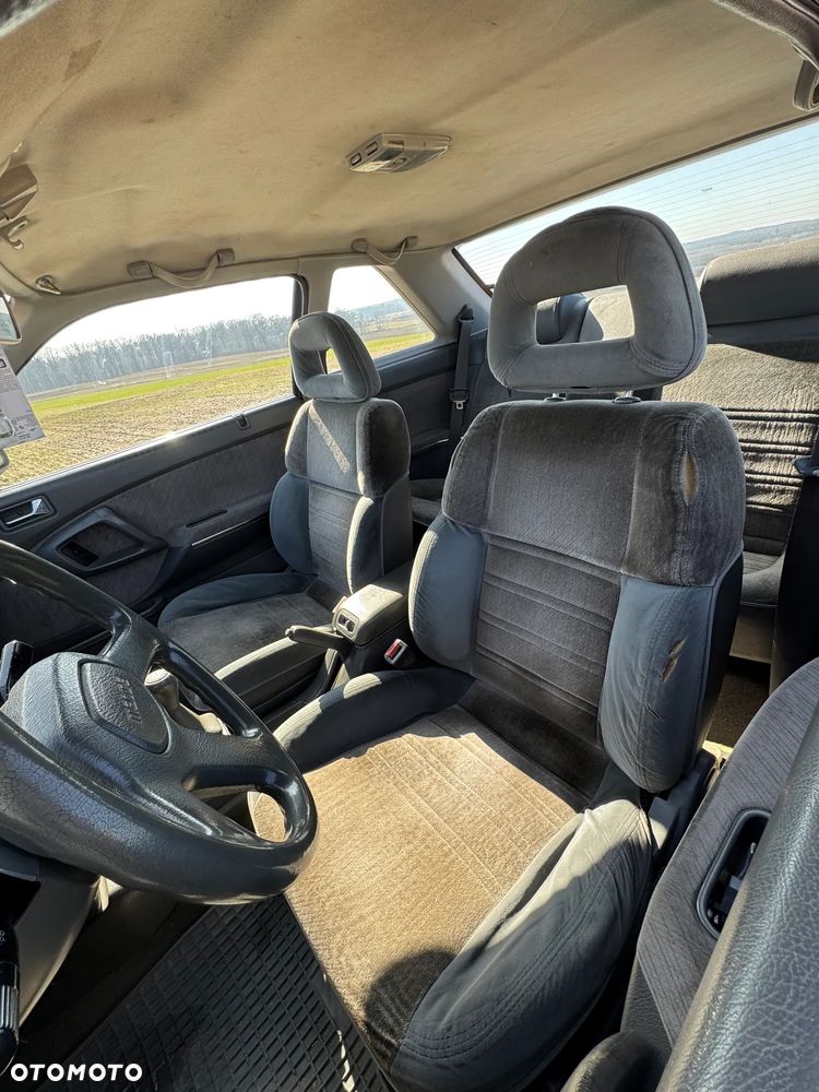 Mazda 626 2.0i GLX - 16