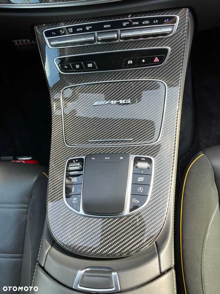 Mercedes-Benz Klasa E AMG 63 S 4-Matic+ - 21