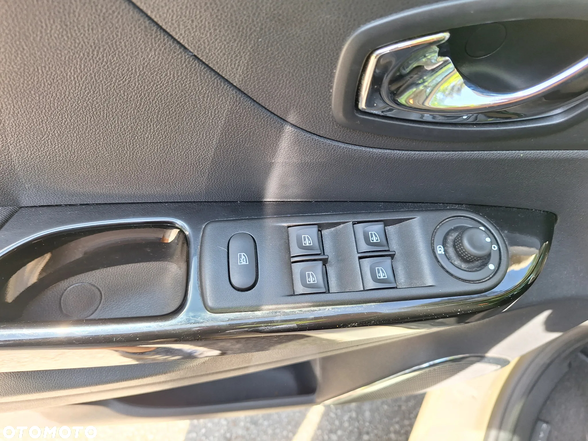 Renault Captur 0.9 Energy TCe Life - 9