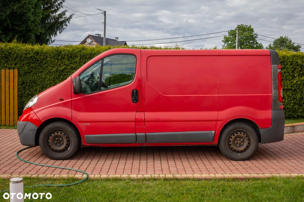 Opel Vivaro - 19