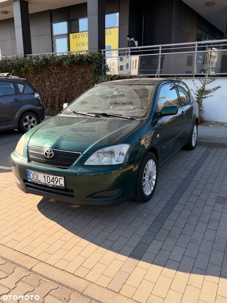 Toyota Corolla - 1
