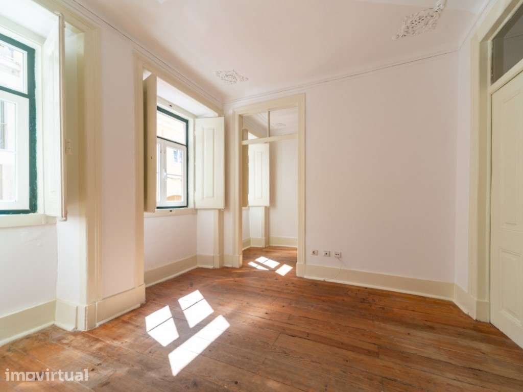 T2 +2 Campo de Ourique com cachet para obras - Grande imagem: 3/18