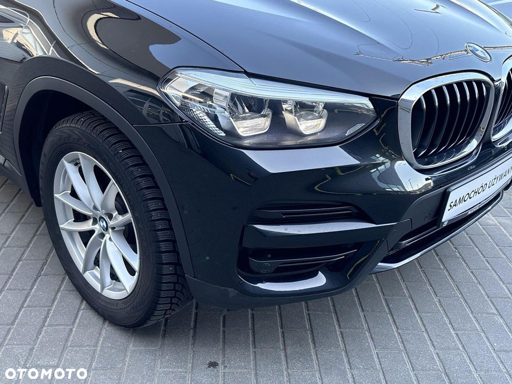 BMW X3 xDrive20i - 25