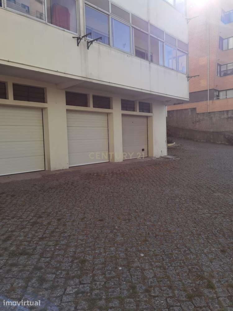 Para venda em Vila Nova De Gaia. Apartamento T2, com garagem fechada, - Grande imagem: 5/21