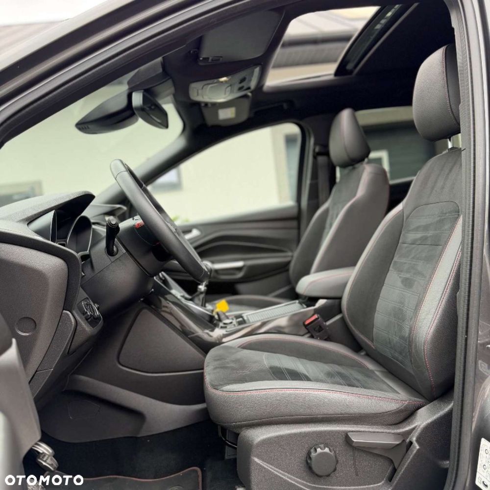 Ford Kuga - 39