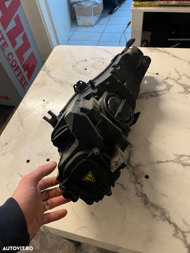 Far Bixenon stanga sau dreapta Audi A4 B9 2017 - 3
