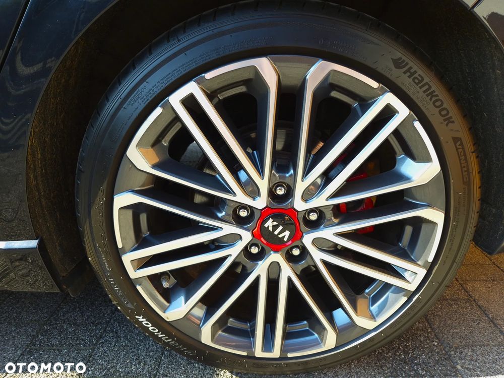 Kia Ceed 1.6 T-GDI GT - 39
