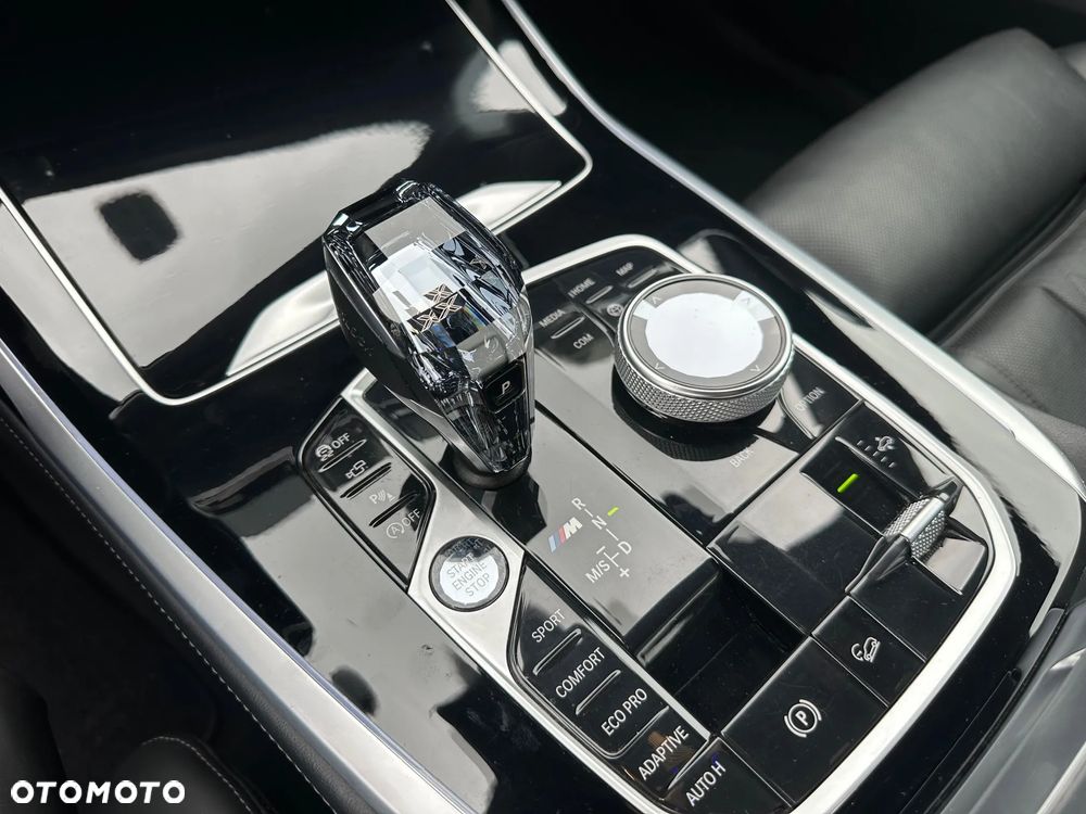BMW X7 - 14