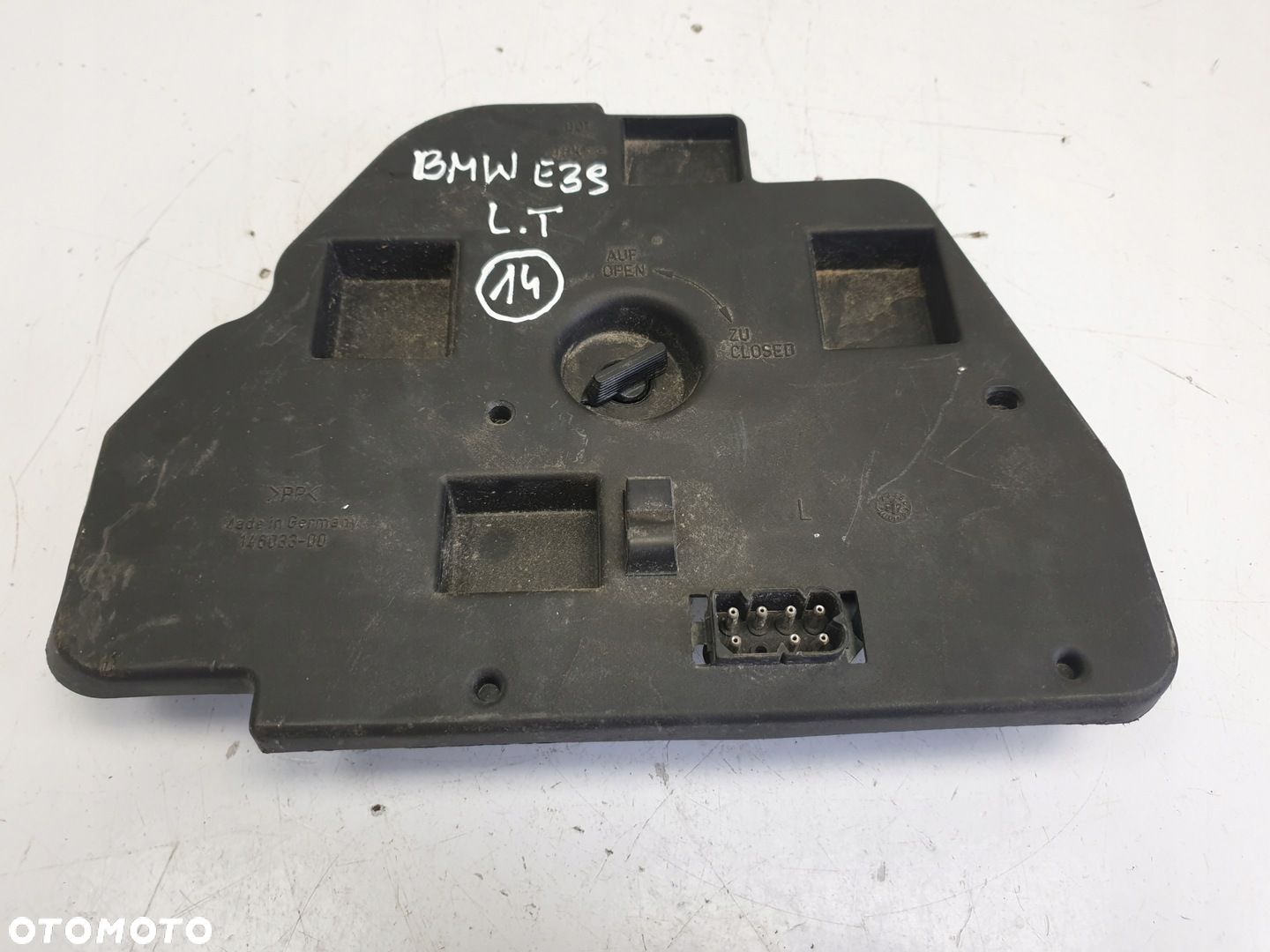 BMW E39 sedan WKŁAD TYLNEJ LAMPY Lewy tył kierowcy 8363565 - 1