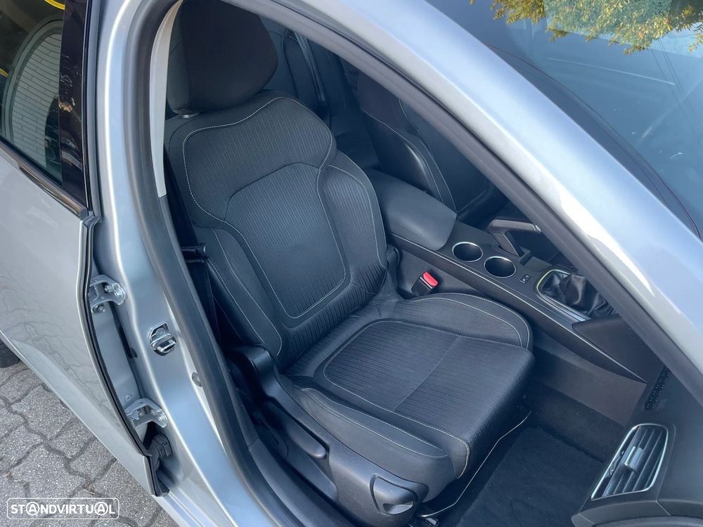 Renault Mégane Sport Tourer ENERGY dCi 110 INTENS - 28