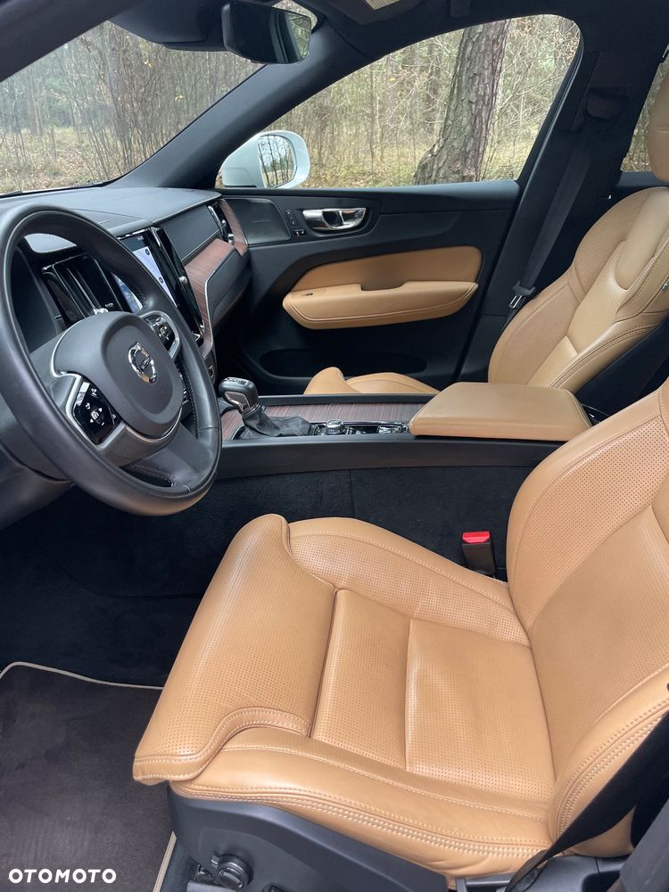 Volvo XC 60 T5 AWD Geartronic Inscription - 19