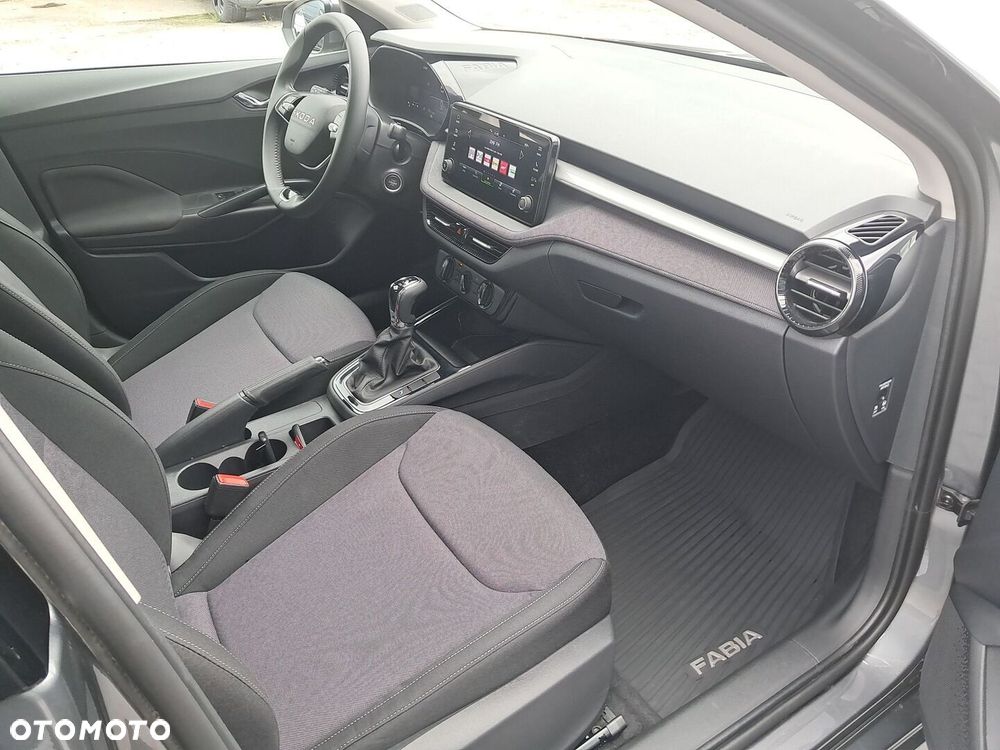 Skoda Fabia 1.0 TSI Drive DSG - 15