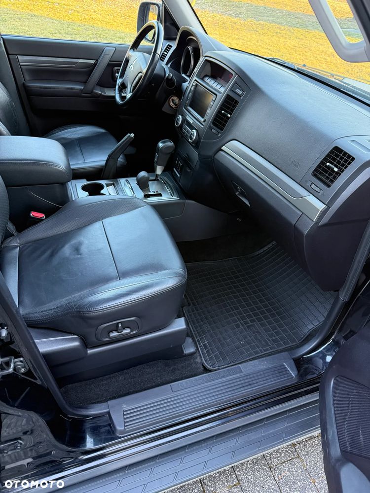 Mitsubishi Pajero 3.2 DID Instyle - 10