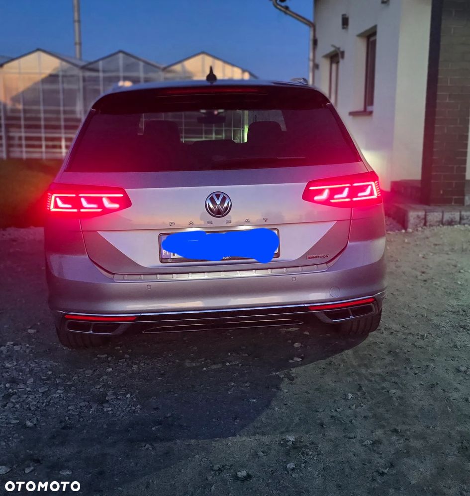 Volkswagen Passat 2.0 TDI 4Mot Elegance DSG - 17