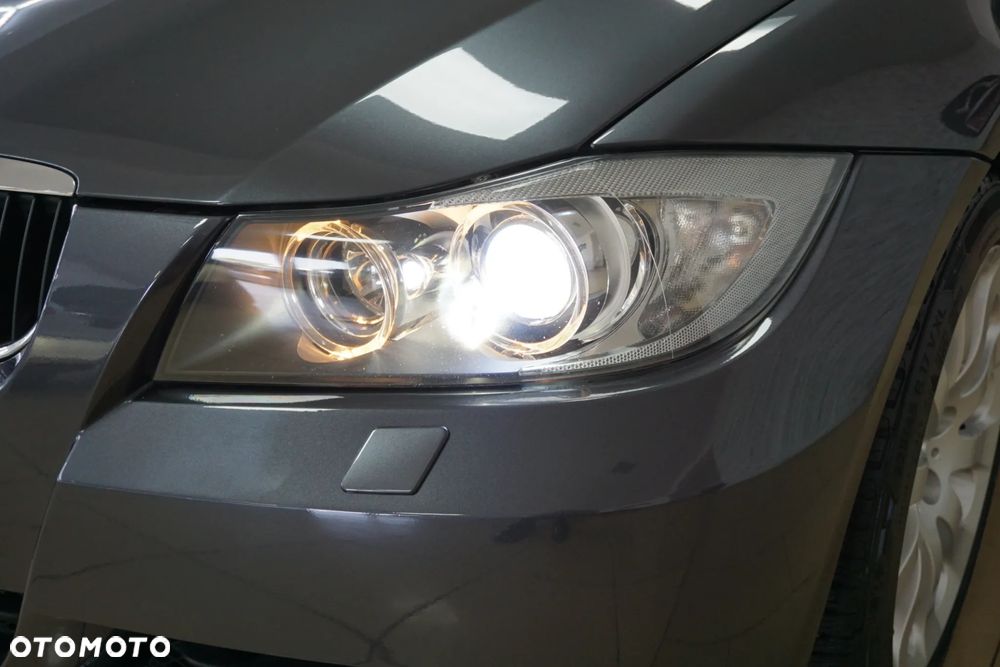BMW Seria 3 - 16