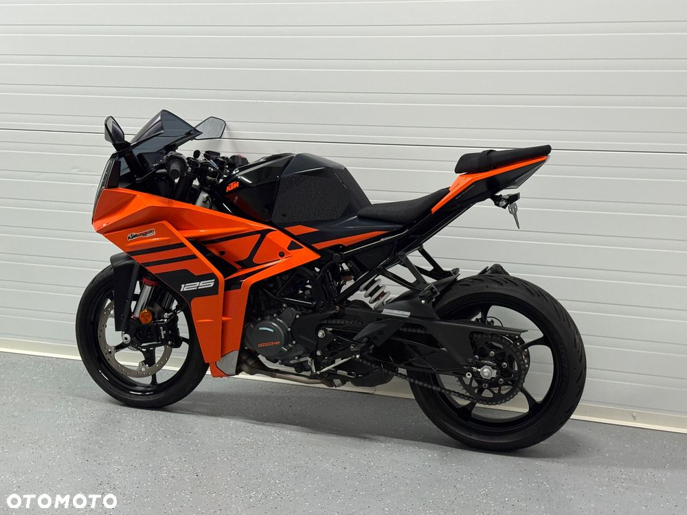 KTM RC 125 - 17