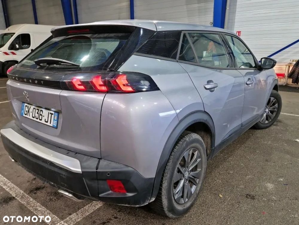 Peugeot 2008 1.2 PureTech Active Pack S&S EAT8 - 8