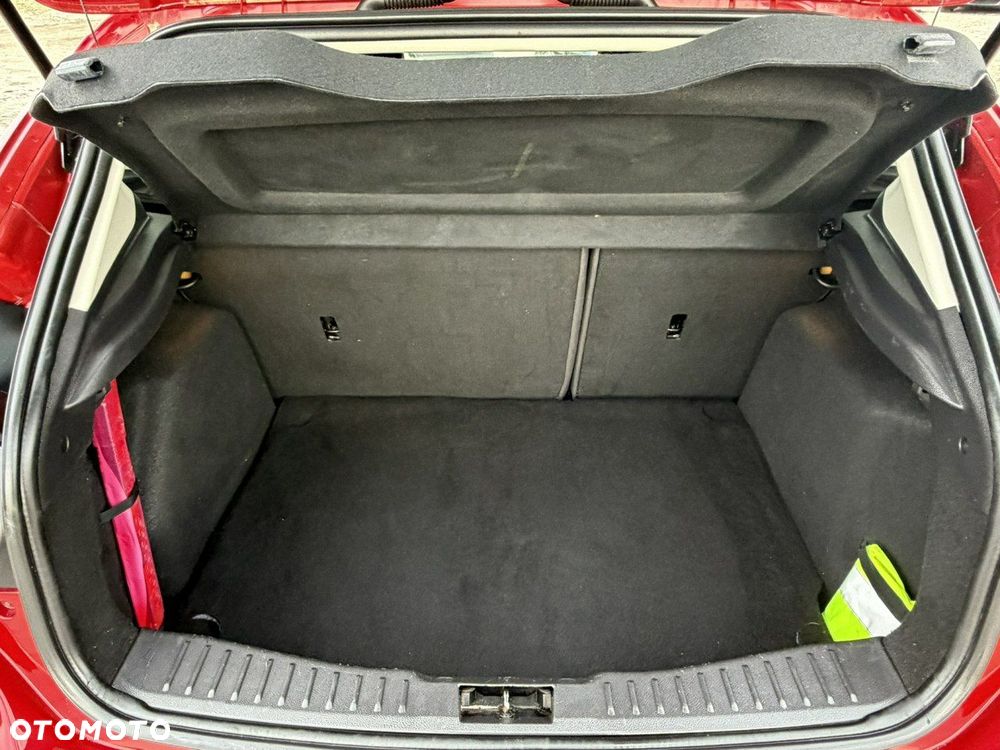 Ford Focus 1.6 EcoBoost Titanium - 16