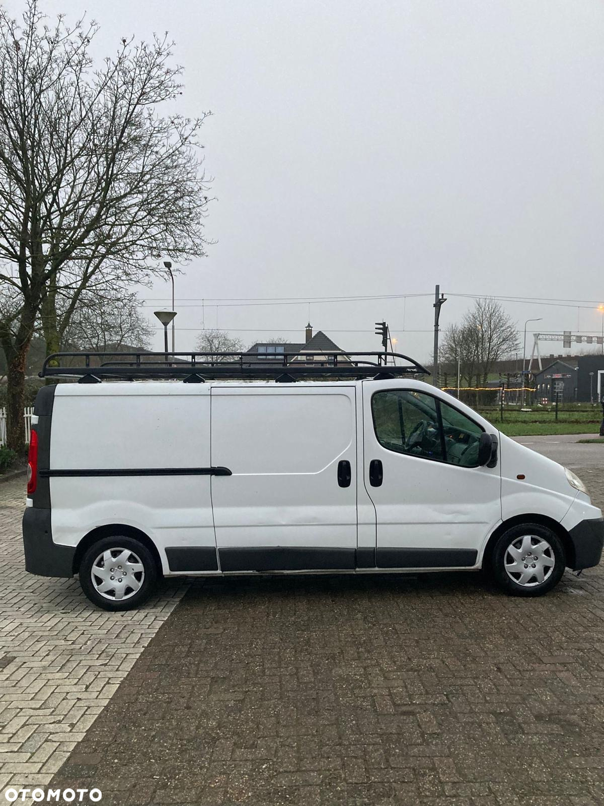 Renault Traffic - 5