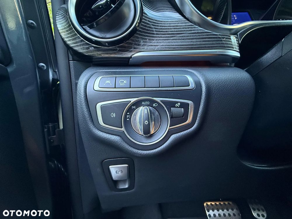 Mercedes-Benz Klasa V 300 d 9G-Tronic (d³ugi) - 14