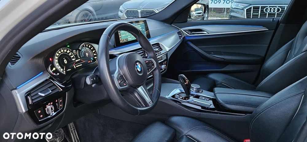 BMW Seria 5 530e iPerformance M Sport sport - 28