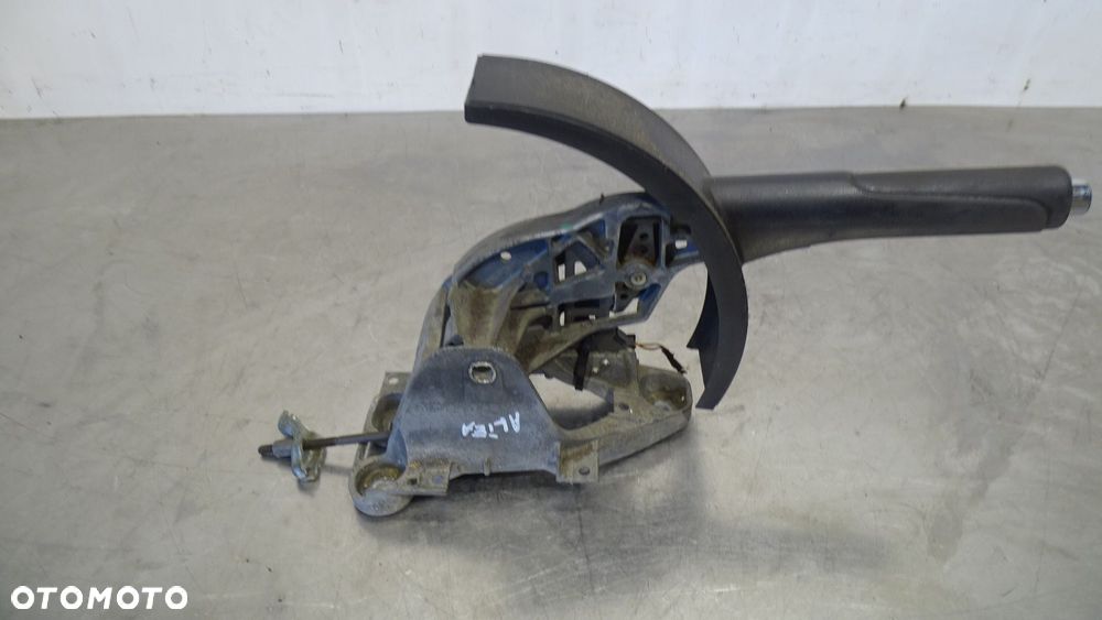 DŹWIGNIA RĘCZNEGO HAMULCA SEAT ALTEA XL 1.6 8J0711303A - 3