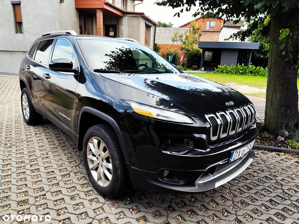 Jeep Cherokee - 3