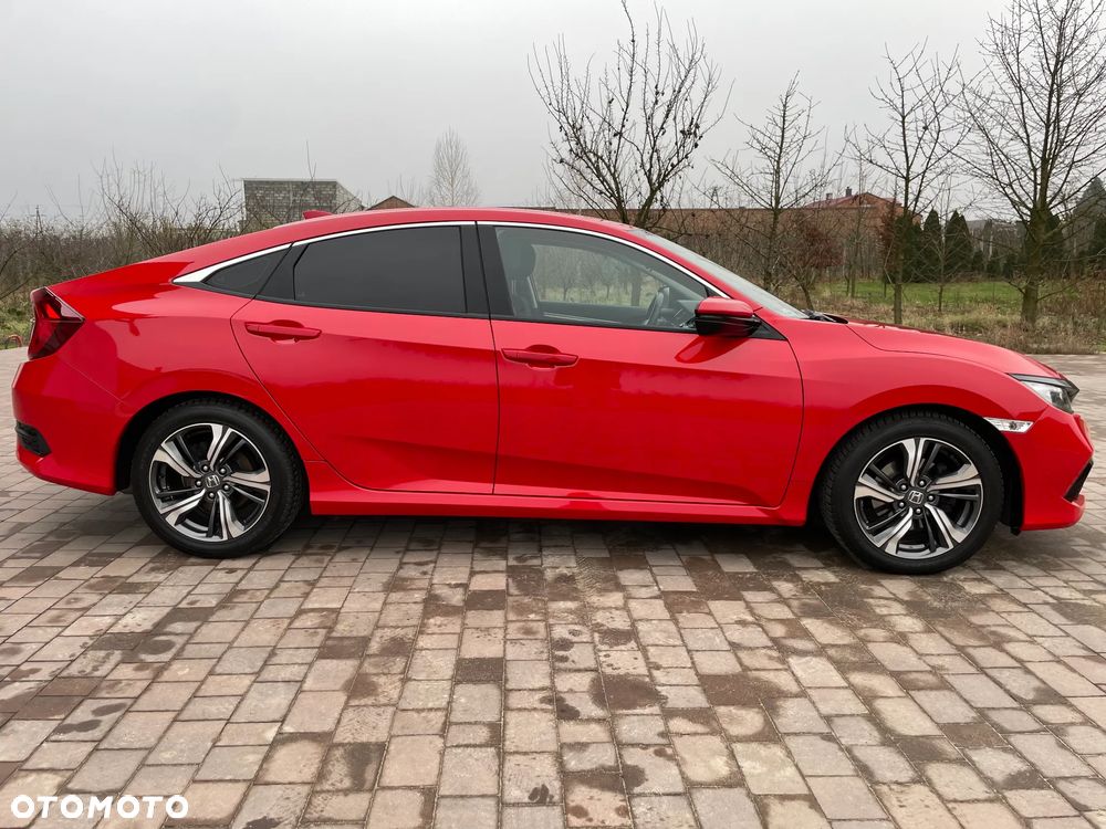 Honda Civic 1.5 T Elegance CVT - 2
