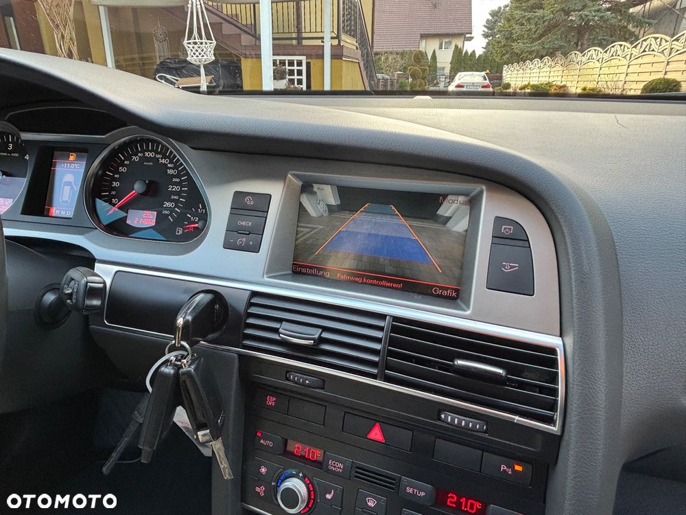 Audi A6 Avant 3.0 TDI DPF quattro tiptronic - 26