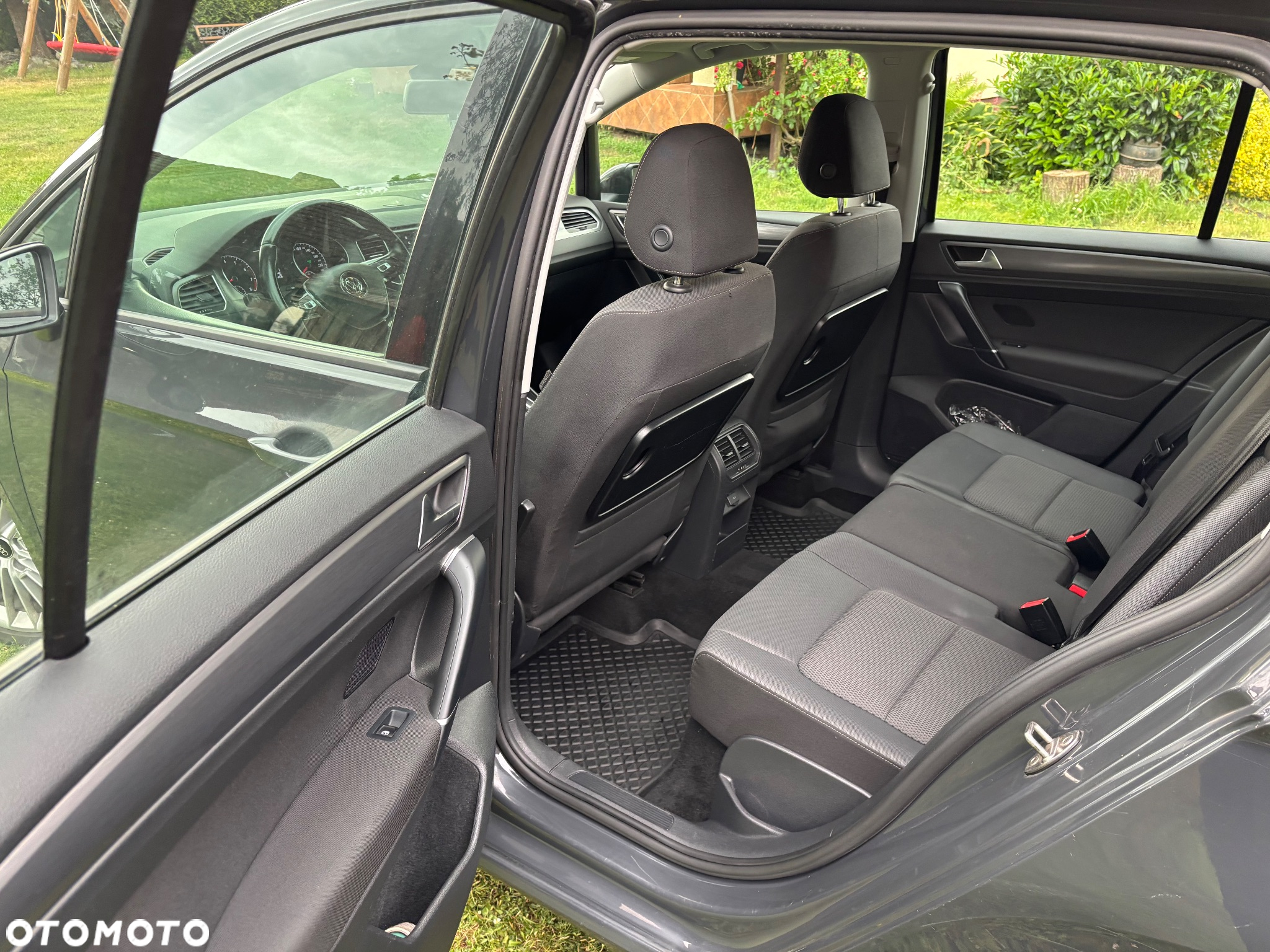 Volkswagen Golf Sportsvan 1.5 TSI ACT DSG Comfortline - 20