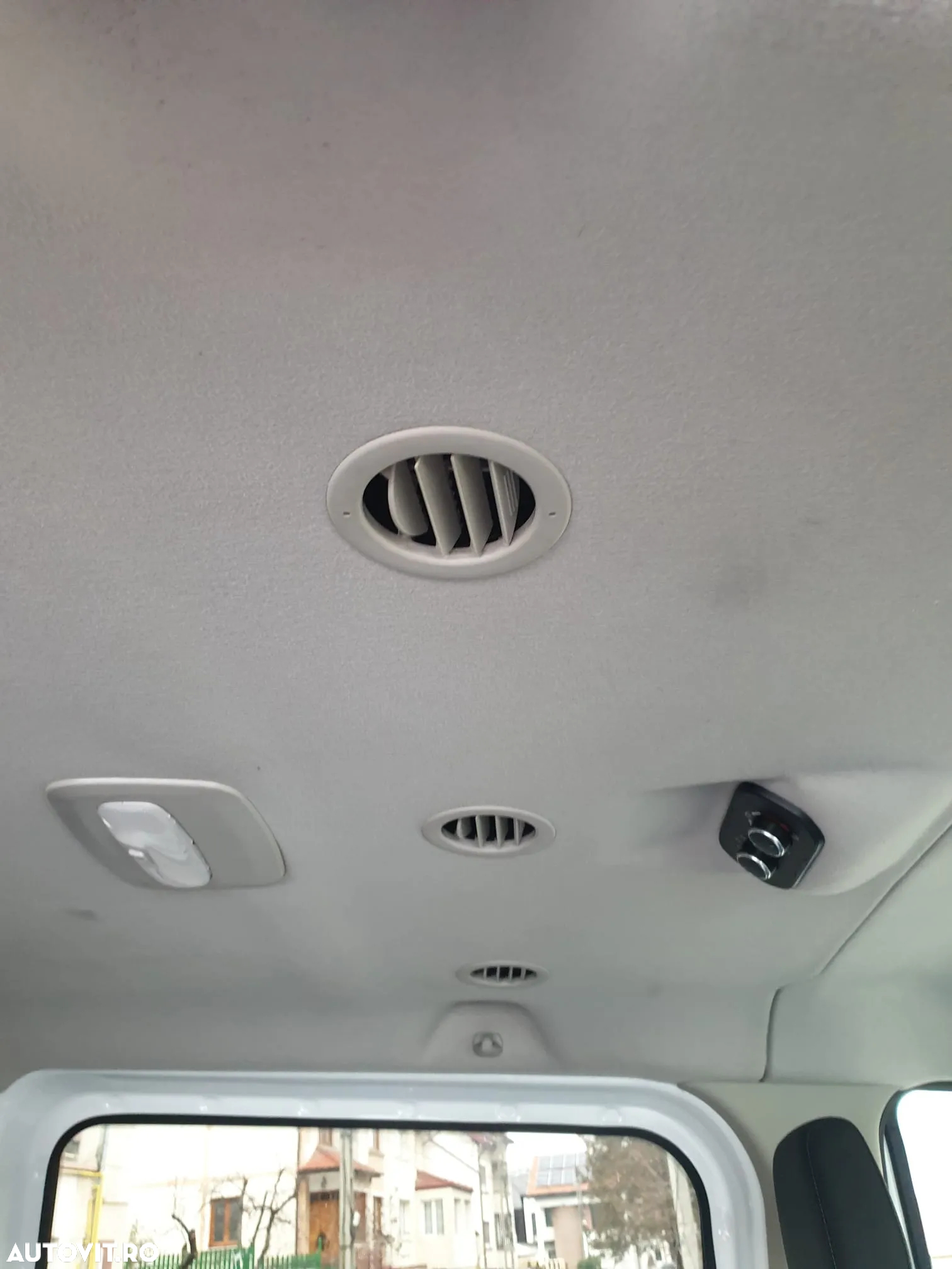 Ford Transit Custom Shuttle Bus 320 2.0 EcoBlue 130 CP L2H1 Trend - 36