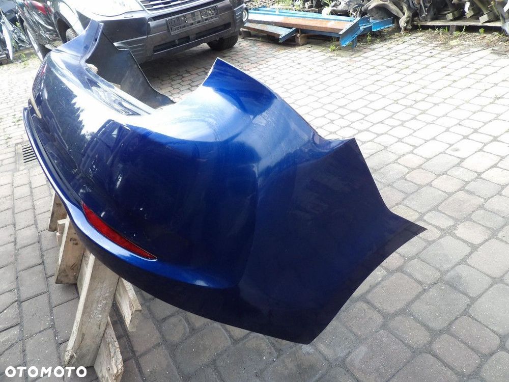 TOYOTA AVENSIS T27 LIFT SEDAN ZDERZAK TYŁ 8T5 - 3
