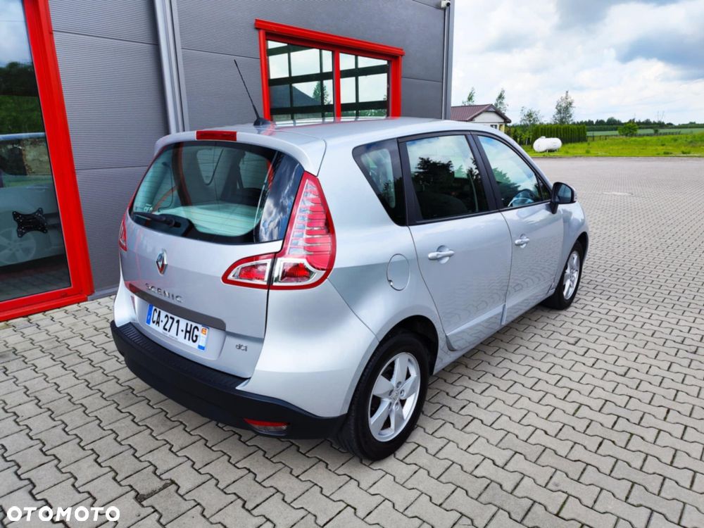 Renault Scenic 1.5 dCi Tech Run - 11