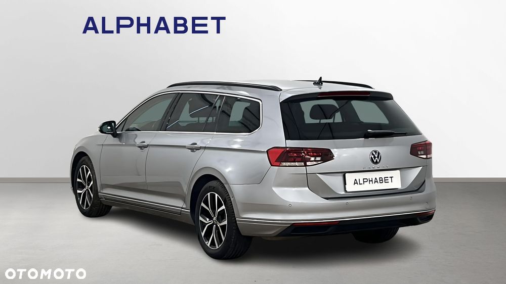 Volkswagen Passat - 3
