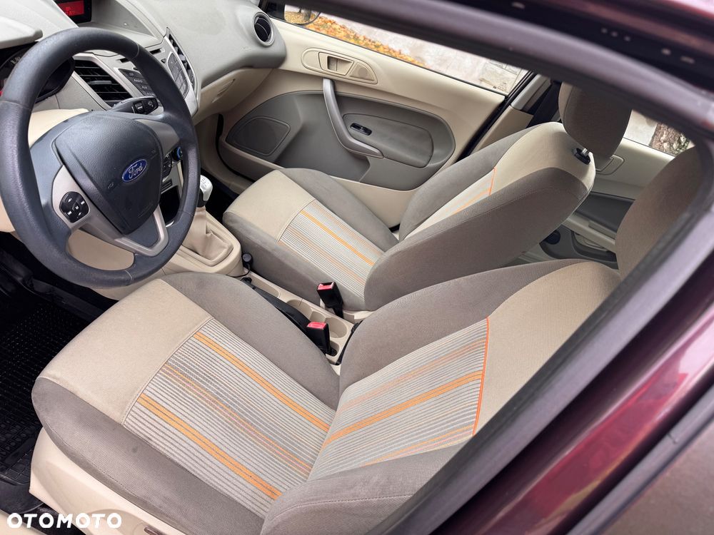 Ford Fiesta - 19
