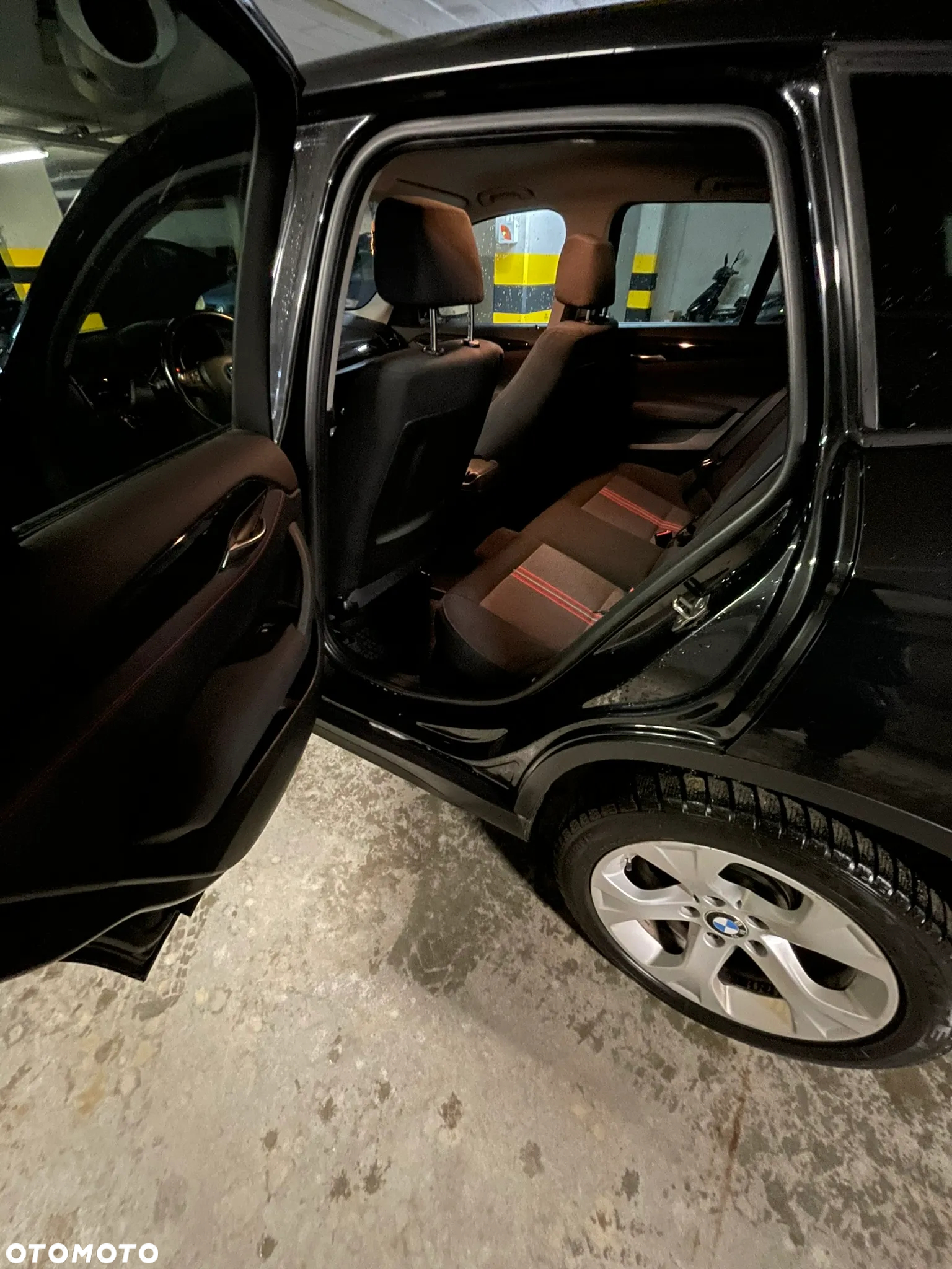 BMW X1 sDrive18d Sport Line - 4