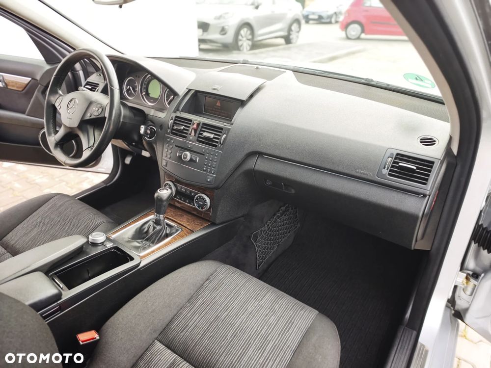 Mercedes-Benz Klasa C 200 Kompressor Elegance - 14