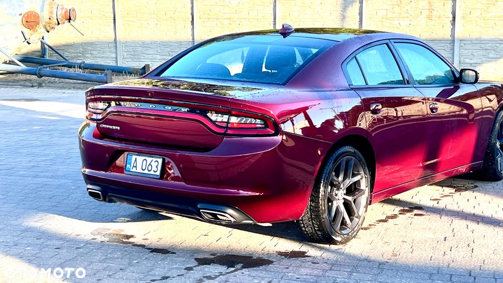 Dodge Charger - 4